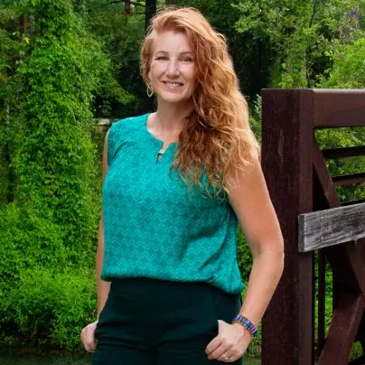 Meet Candis Hidalgo, Houston Suburbs Realtor