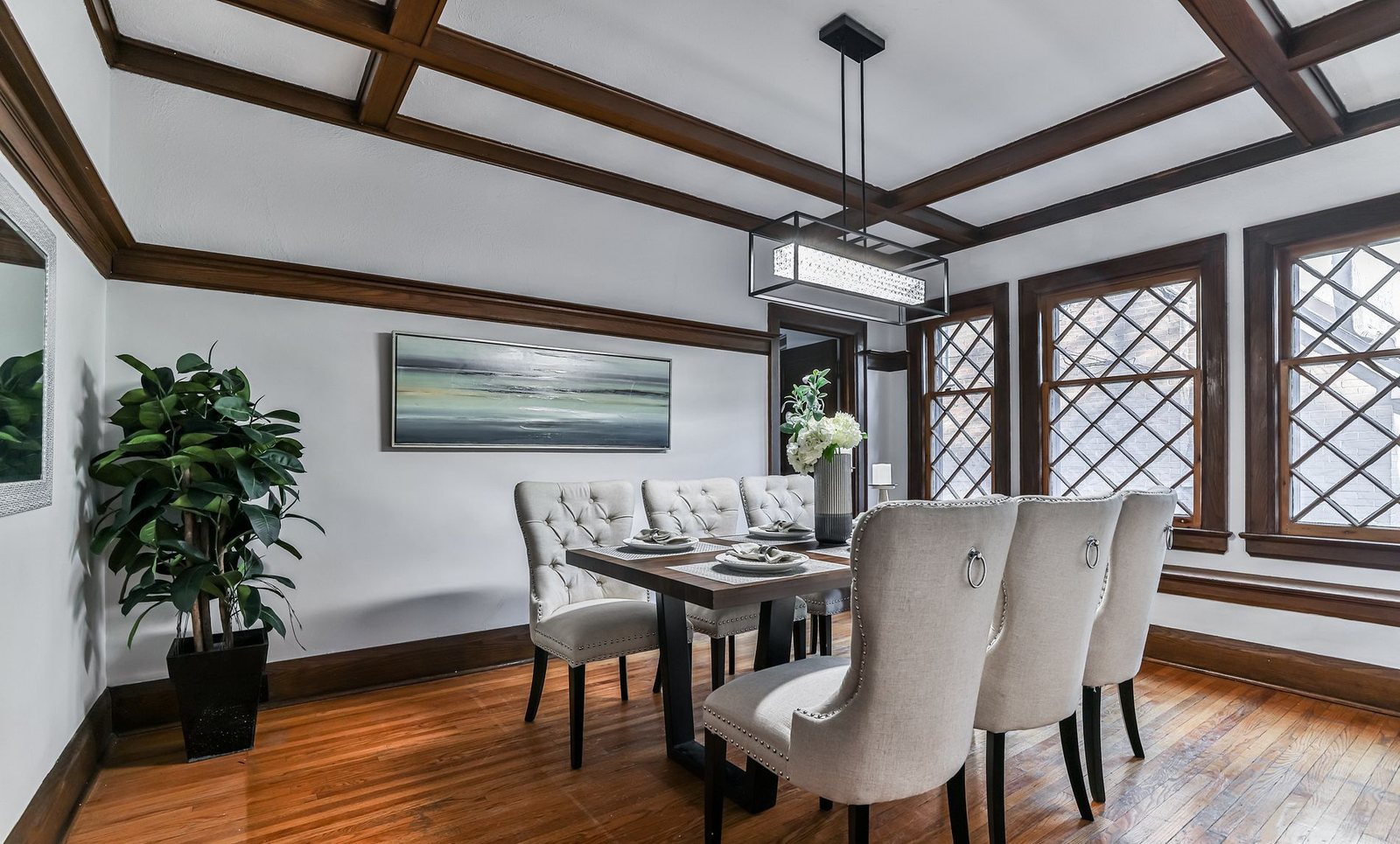 Dining room at 224 Ellis Avenue
