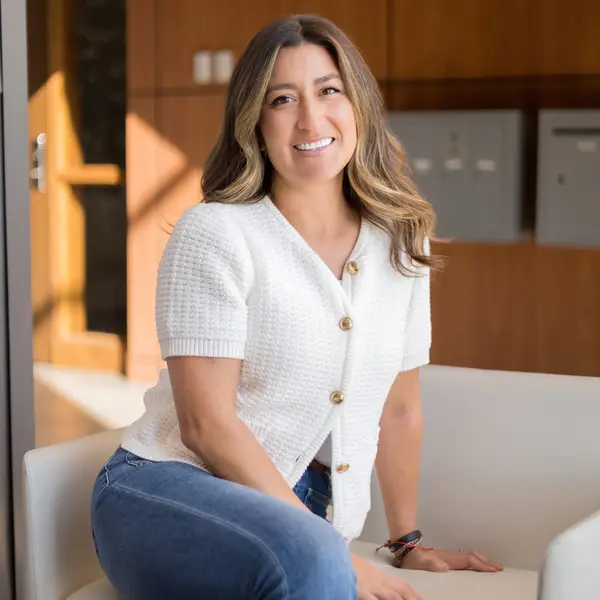 Lisa Saenz