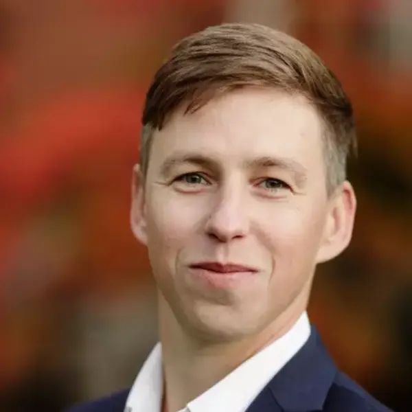 Alex Medvedskiy