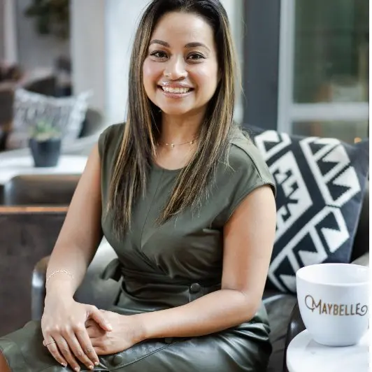 Maybelle Manio