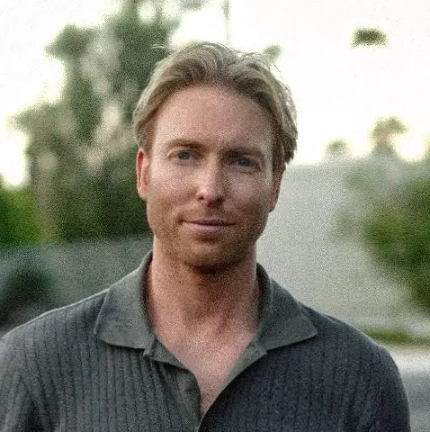 Matthew Hoult