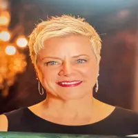 Nancy Kowalik