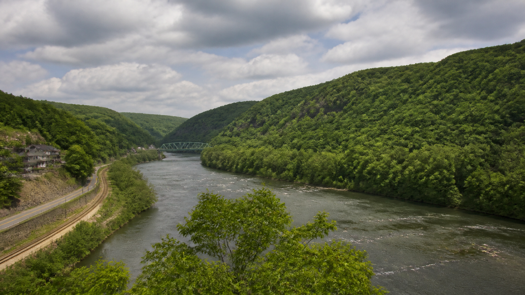 Glen Dale