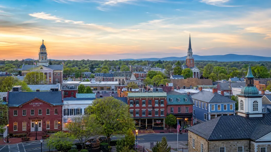 Leesburg