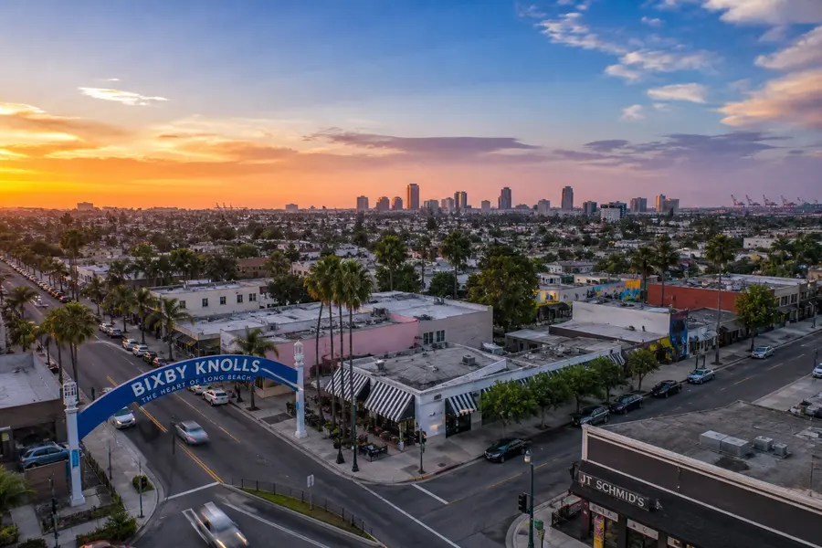 Bixby Knolls