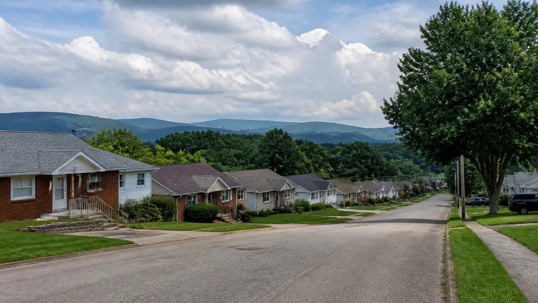 Colonial Heights