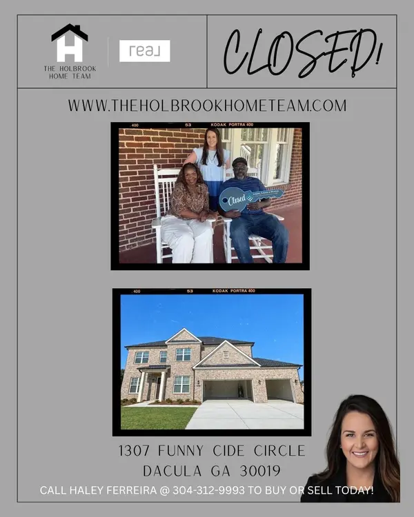 Haley’s clients are officially HOME at The Stables of Ewing Chapel in Dacula! 🎉🏡 Congrats on their brand-new construction home!

Looking for a new home? The Holbrook Home Team can help you explore new construction in your market!