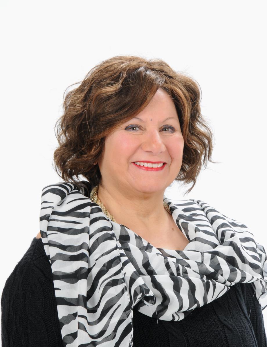 Sonia Castro, Broker and Office Manager of Sunny Curb Appeal Real Estate Brokerage