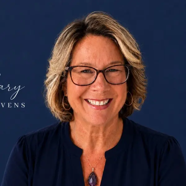 Hilary Casstevens