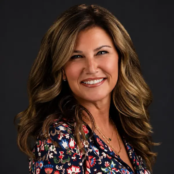 Lauren Adair