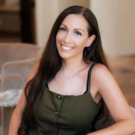 Amy White