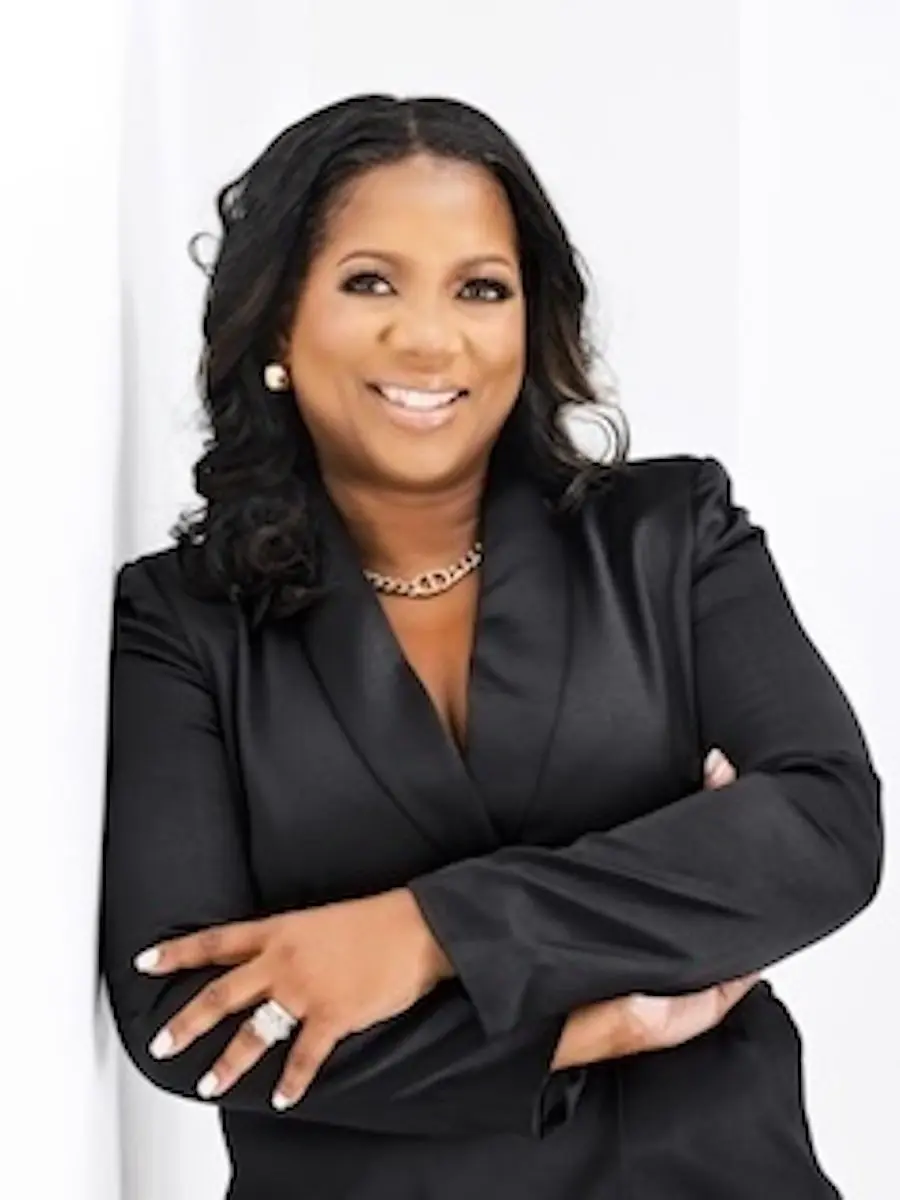 Leisel L. Taylor, Associate Broker and Team Leader of the TaylorMade Team