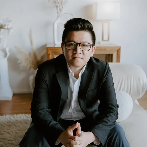 Quang Le