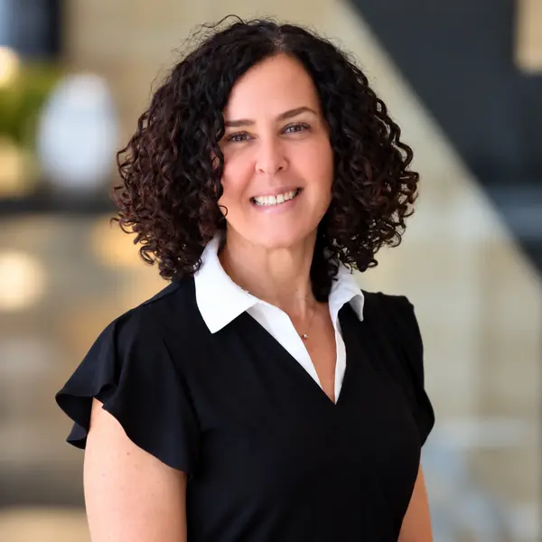 Tracy Czik Gilyutin