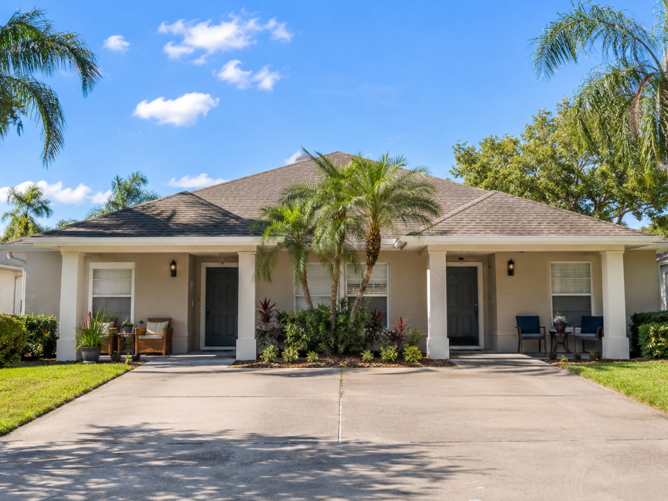 Duplex house hack property in Orlando Florida