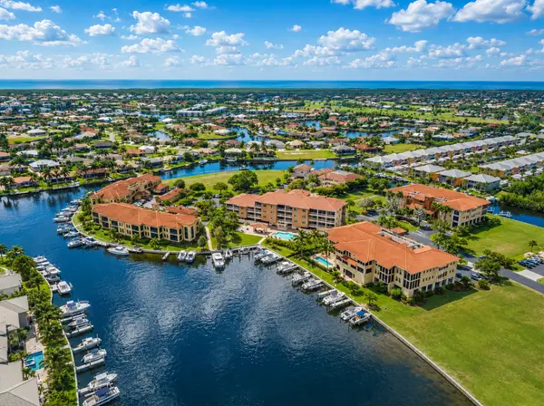 Grand Bay Condos: Waterfront-Inspired Living in Punta Gorda