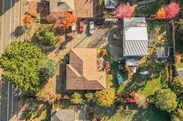 Room to Build, Space to Grow: A Unique Oregon City Property