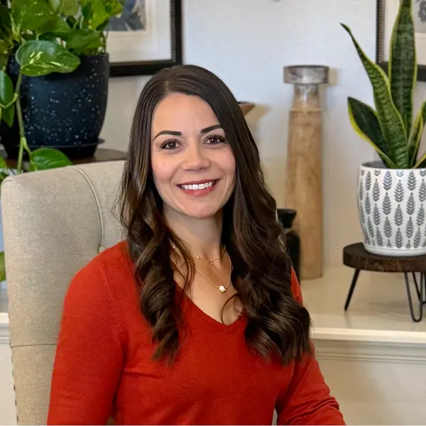 Tracie Nelson, Broker/ Owner