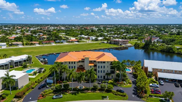 Outlook Cove: Waterfront Condo Living with Scenic Punta Gorda Views