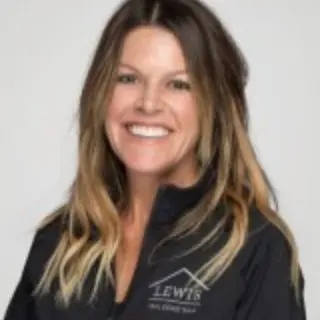 Tami Lewis