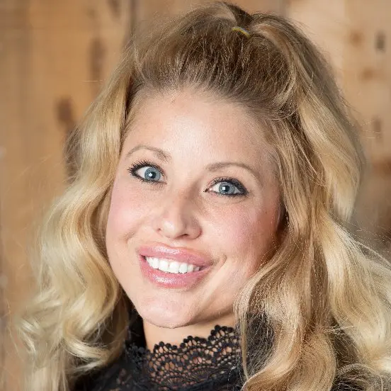 Jessica Sawyer