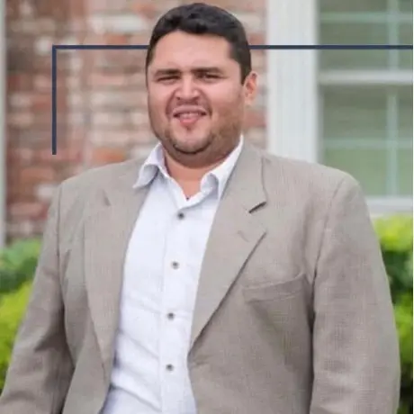 Edgar De La Garza