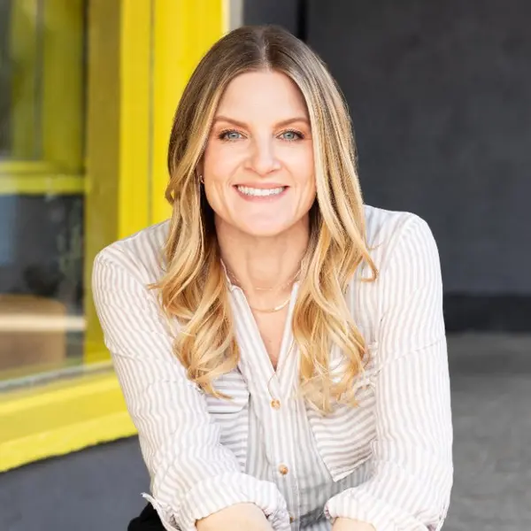 Alison Williams