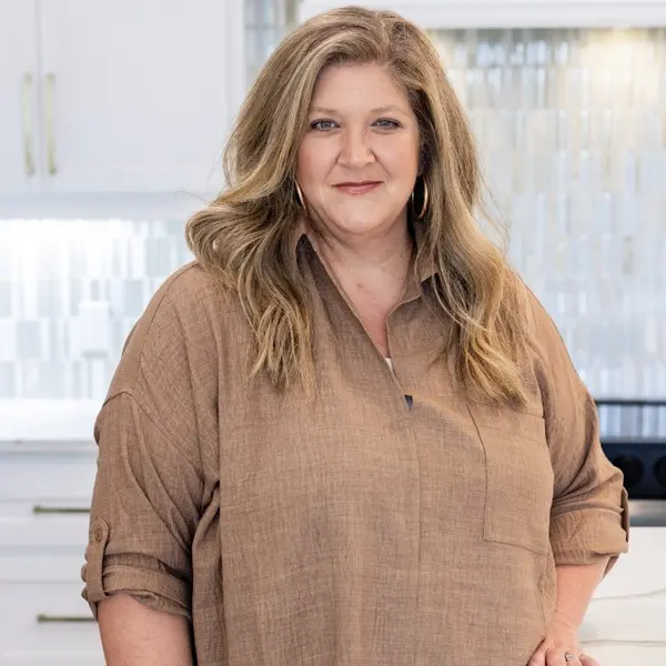 Lesley Fontenot