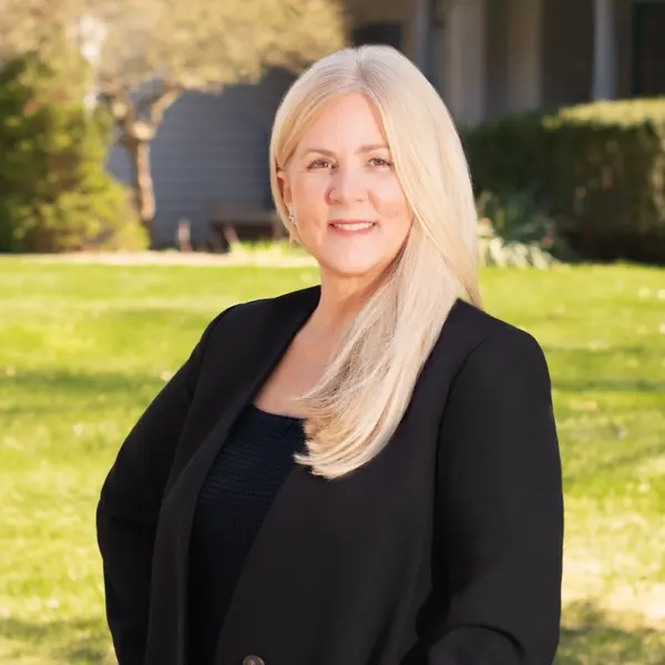 Anne Loehr