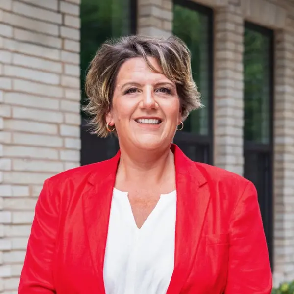 Dina Moeakiola