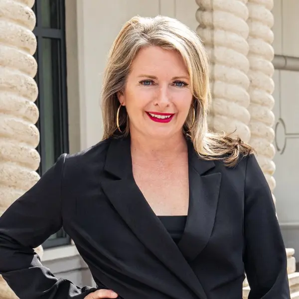 Rebecca Arens