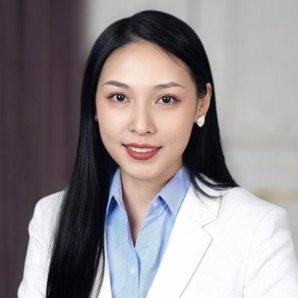 Verona Nguyen