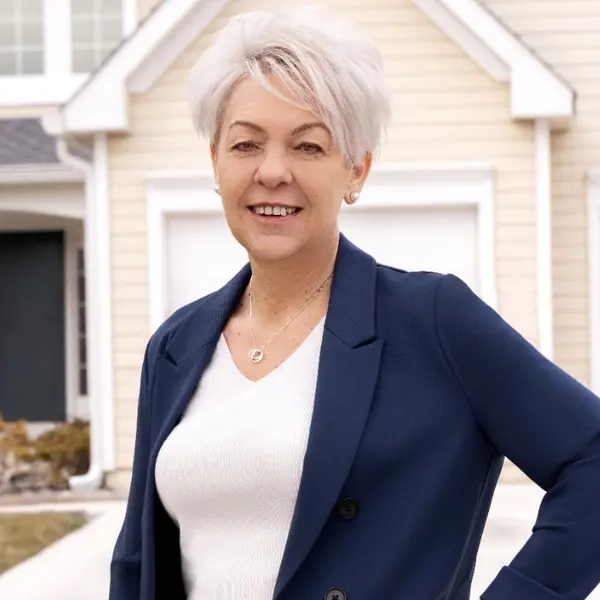 Lesa Clark