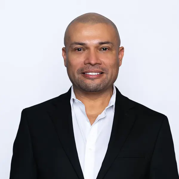 Max Chavez