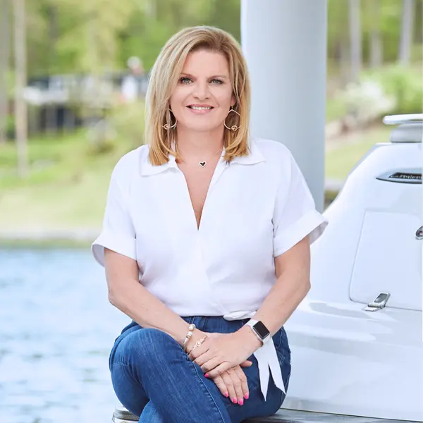 Rachelle McClard