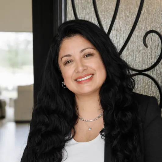 Silvana Rosero, The REALtor