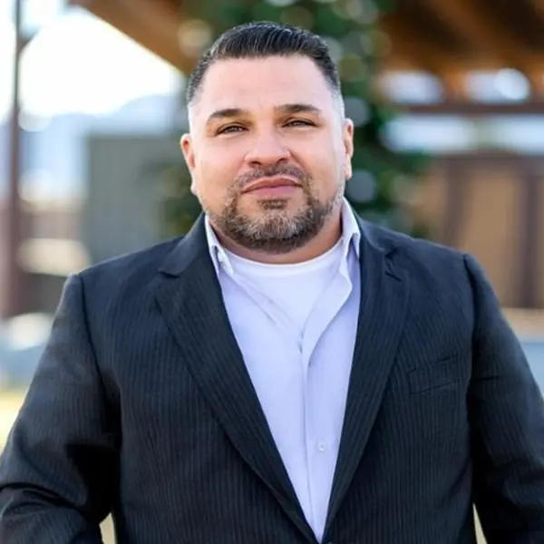 Larry Echavarria