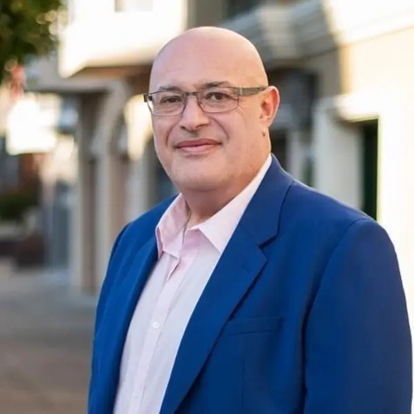 Alex Arzhintar