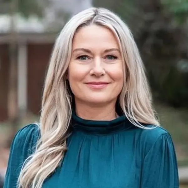 Lisa Breidenbach