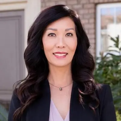 Julie Kang-Bee