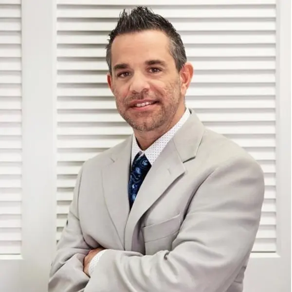 Mark Zolezi