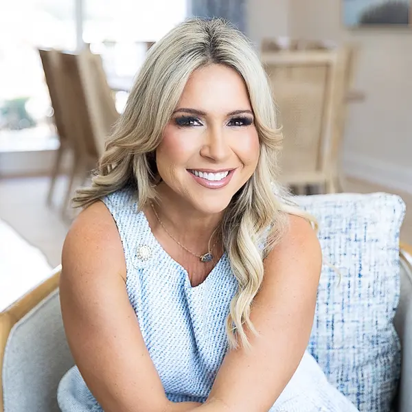 Nikki-Lyn Holm