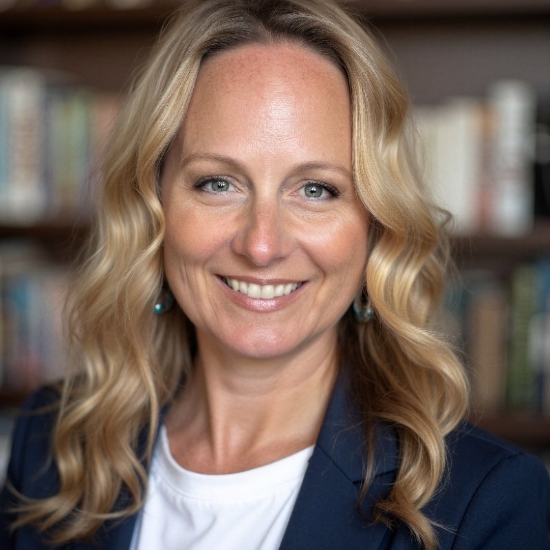 Dana Lazich