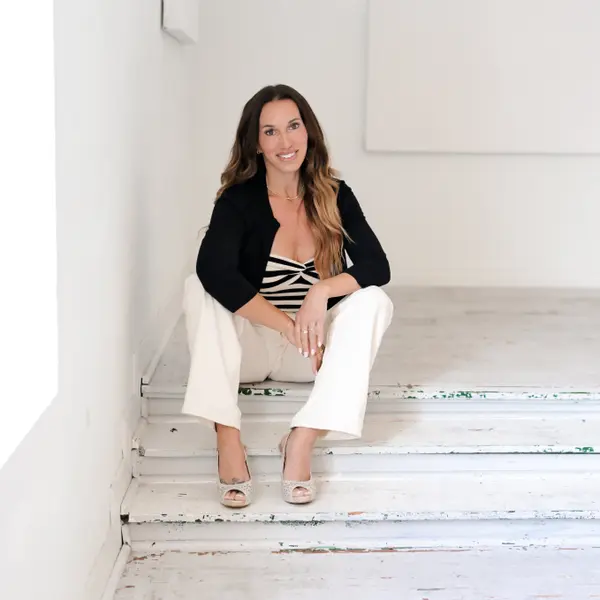 Marianne Knowles