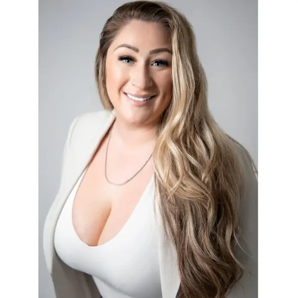 Azaira Desaulniers