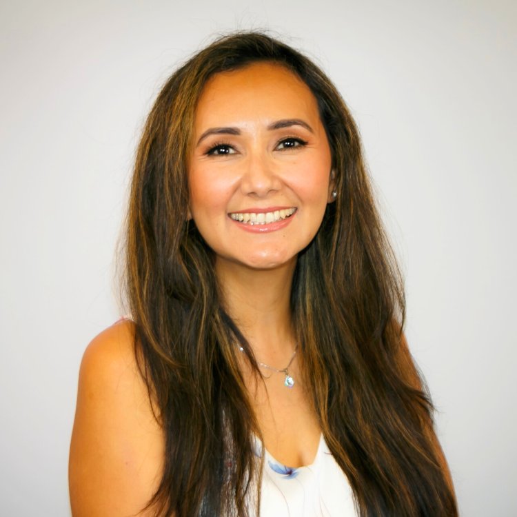 Yesenia Phoummarath