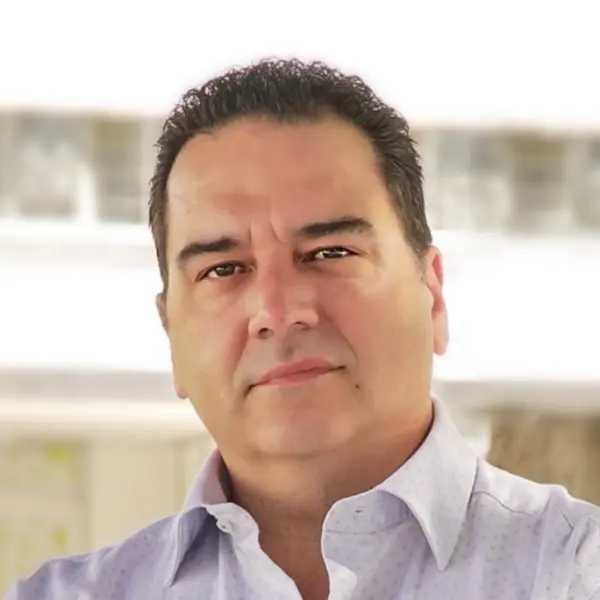 Bert Hoyos