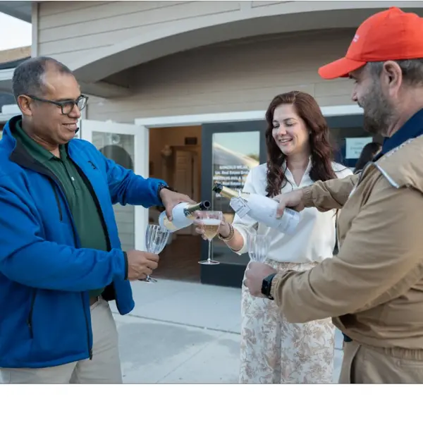 Tu Familia Real Estate