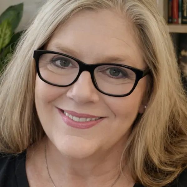 Brandi Holmes